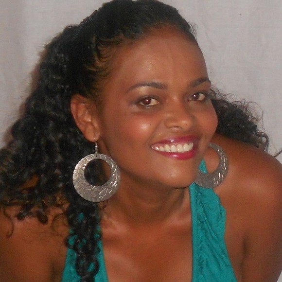 Meet your Posher, Leila - Picture 1 of 1